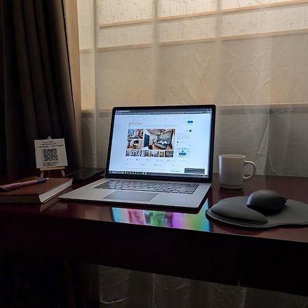 Apart Hotel Console Тбилиси Екстериор снимка